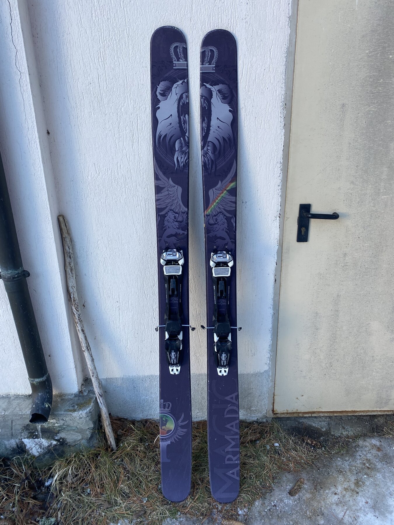 スキー板 Armada マジックJ 190cm スキー板 Armada マジックJ 190cm