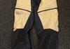 Peak Performance Vertical PRO 3 L skalbyxor (Medium) Kläder säljes