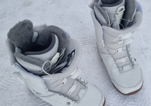 Ride Hera dam snowboardsko storlek 39 